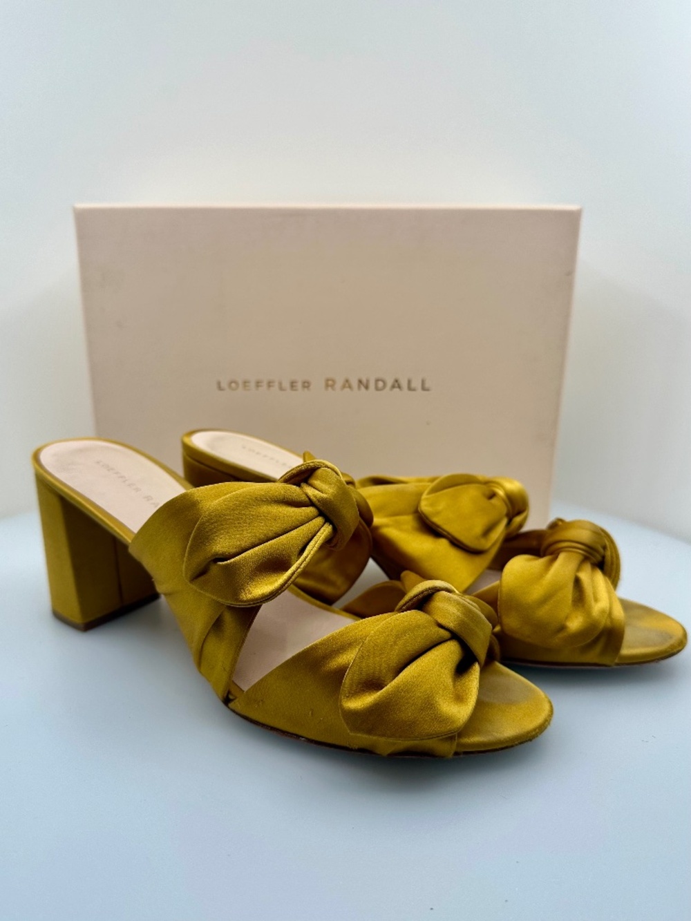 Loeffler Randall Adele 8.5